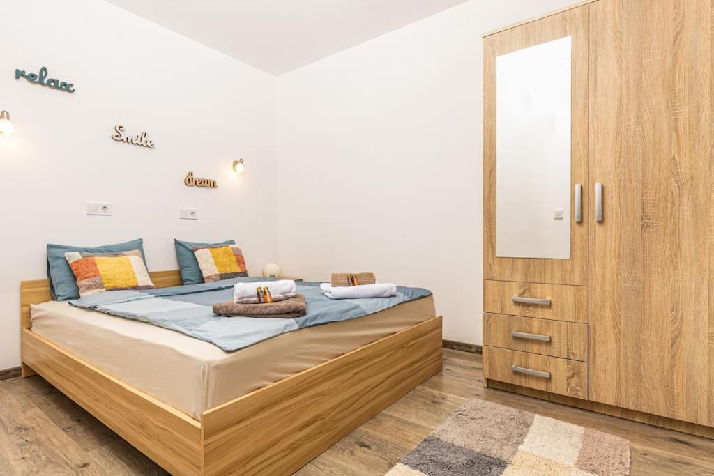 Ferienwohnung 'Little Little' House In The Town Center & Parking Plowdiw Exterior foto