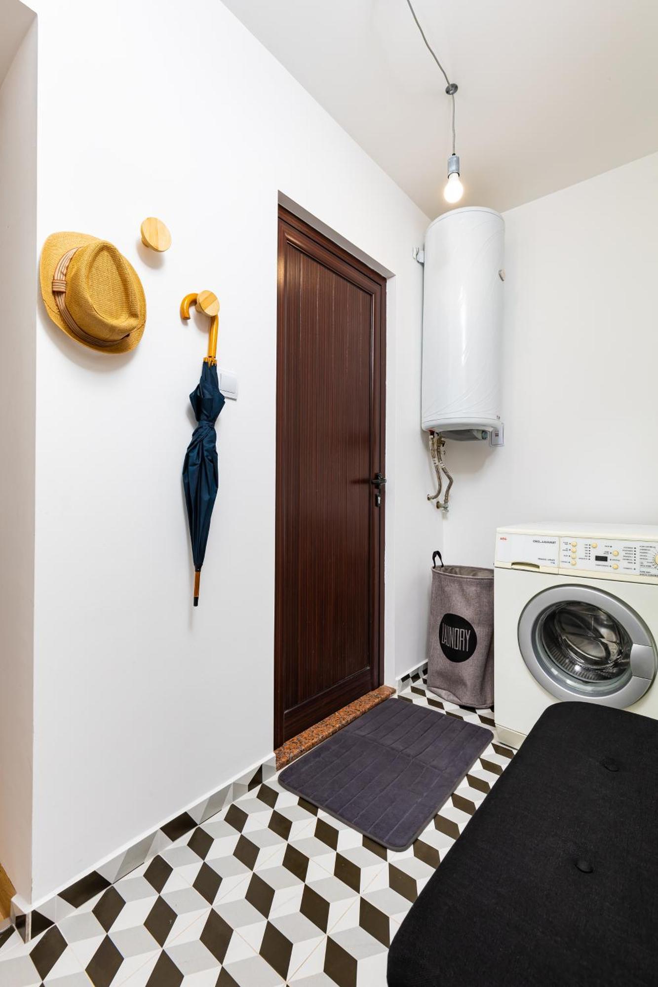 Ferienwohnung 'Little Little' House In The Town Center & Parking Plowdiw Exterior foto